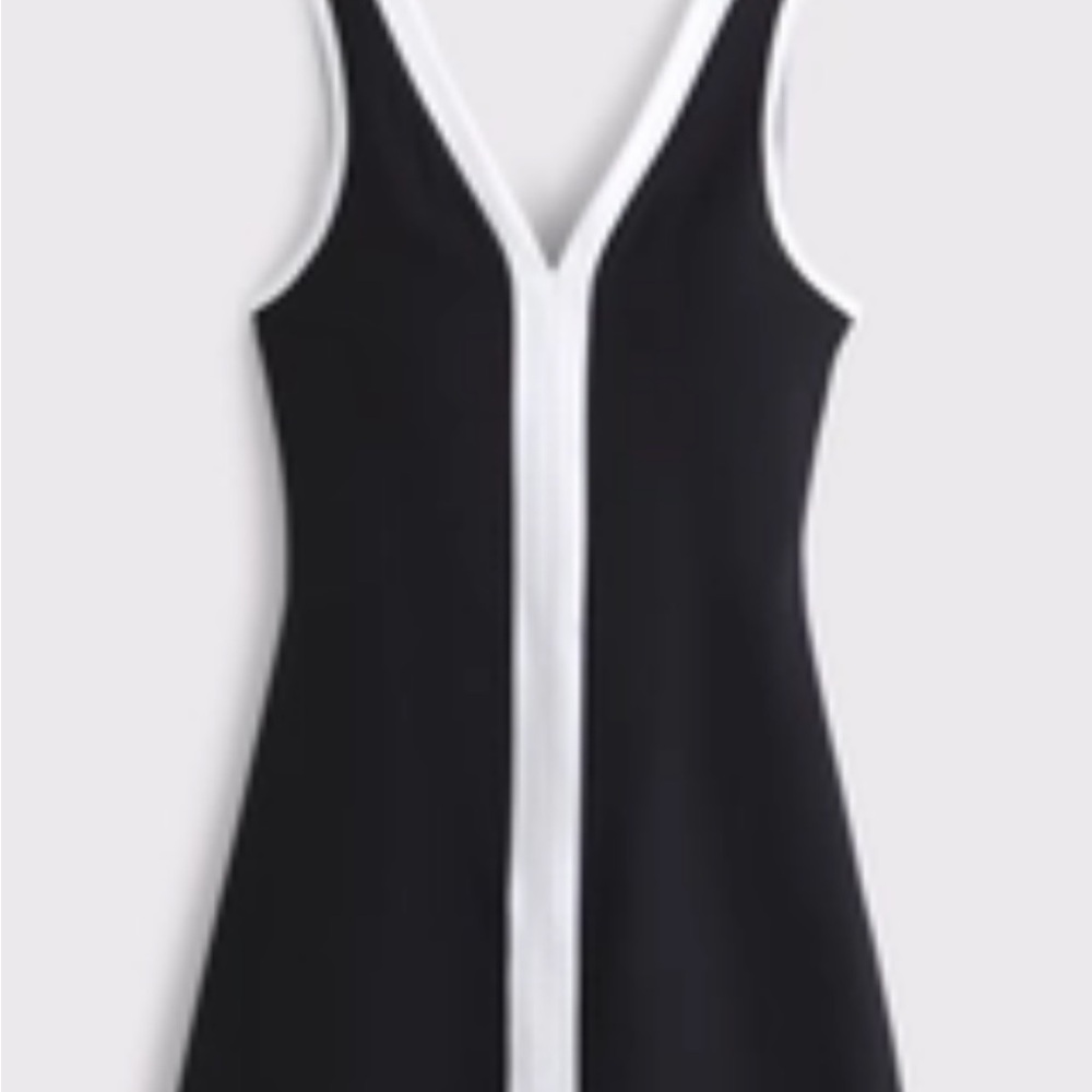 Abercrombie & Fitch Black and White Dress